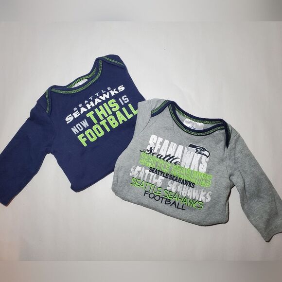 Baby bundle: 3-6 months 5 Seattle Seahawks Onesies - Picture 3 of 4